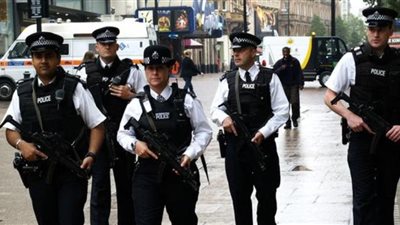 شرطة بريطانيا تستعد للتعامل مع اليمين المتطرف بشأن بريكست