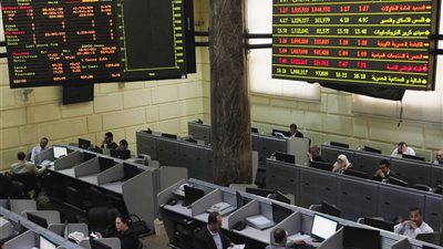مؤشرات البورصة تحتفي بـ«إبريل» في بداية الجلسة