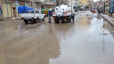سقوط أمطار متوسطة على كفر الشيخ .. واستمرار حالة الطواريء 