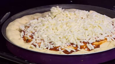 فيديو| طريقة عمل فطائر البيتزا مع الشيف غادة التلي