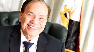 صديق عفيفي: «الرمال السوداء» أحد أهم أسباب الانتعاش الاقتصادي