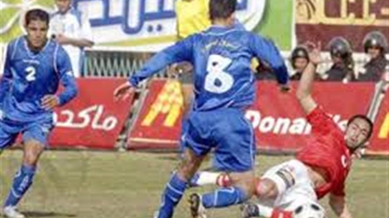 جانب من مباراة بترول