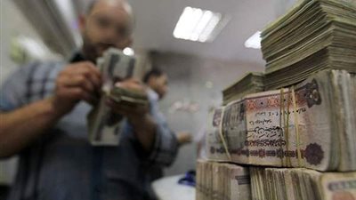 وزيرة التضامن تتابع صرف معاشات أبريل 2019 «مليار جنيه حتى الآن»