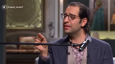فيديو| أحمد أمين في صاحبة السعادة يُقلد كاظم الساهر