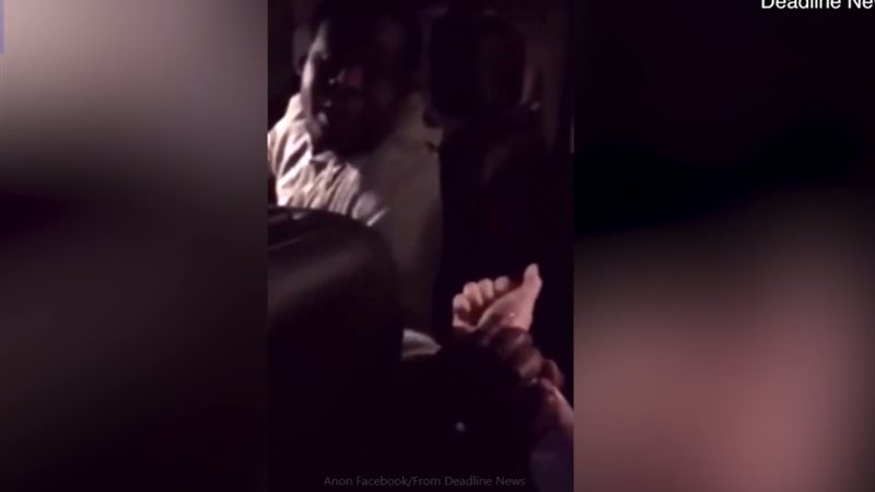 سائق يضرب فتاة بسبب