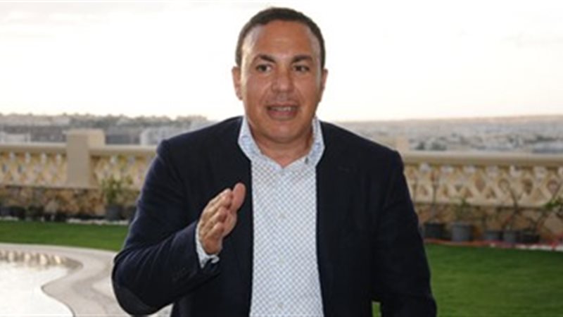 «الفيلسوف»أيمن يونس