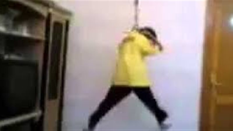 انتحار طالب