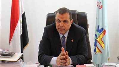 وزير القوى العاملة: السيسي أعطى عيدية للعمال بزيادة المرتبات