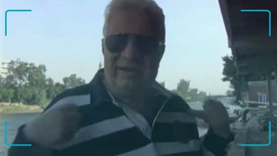 سيدات الزمالك يلقن «مرتضى منصور» علقة موت في النادي النهري