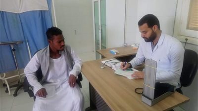 وكيل صحة البحر الأحمر: بدء استخراج شهادات فحص راغبي الزواج مجانا