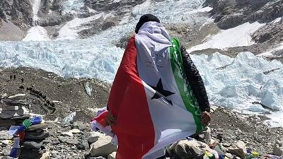 بشهادة نشطائها..علم صوماليلاند يرتفع من السويد إلى الهيمالايا