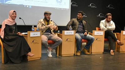 معرض الكتاب بالإسكندرية 2019|معاذ ياسين:«الفيس بوك مش وحش»