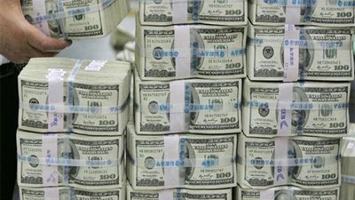 ضبط مدرس جمع مدخرات المصريين بالخارج بحجم تعاملات 29 مليون