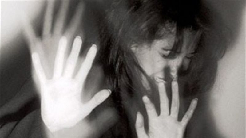  ممرض هتك عرض مراهقة