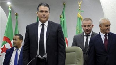 اليوم.. الحزب الحاكم في الجزائر يعلن شغور منصب أمينه العام