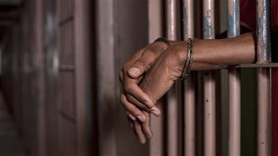 الجنايات تقضي بالمؤبد لـ «عامل اغتصب ابنته» بالشرقية