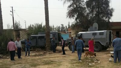 ضبط ثلاثة عناصر إجرامية بـ «السحر والجمال» وبحوزتهم مخدرات وأسلحة