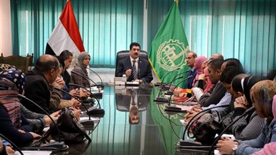 محافظ القليوبية يلتقي وفد منظومة الشكاوى الحكومية الموحدة