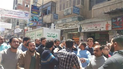 صور| تشييع جثمان «عم الطفشان».. محمود الجندي من أبو المطامير