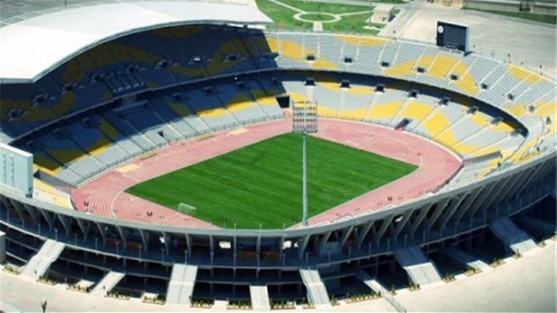ملعب برج العرب 