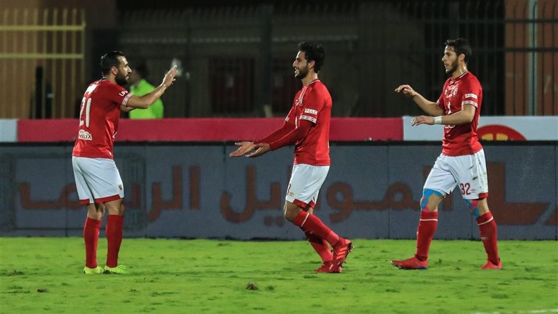 لاعبو الأهلي