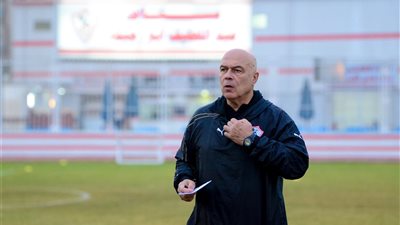 الزمالك ضد المصري| جروس يحاضر لاعبي الأبيض قبل اللقاء
