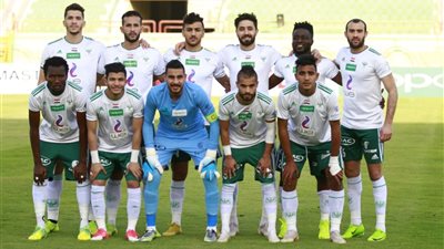 المصري يتقدم بهدف على الزمالك في الشوط الأول