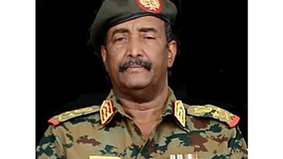 إنفوجراف| أهم 10 مطلوبين للعدالة السودانية