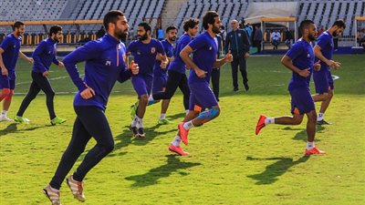 الخطيب يحضر المران الآخير قبل مباراة الأهلي وصن داونز
