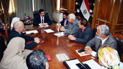 محافظ القليوبية يناقش إنشاء مشروع ري الشرفا والمنيرة