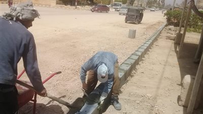 صور| استمرار رفع كفاءة الطرق في برج العرب