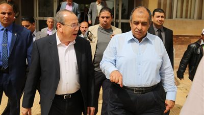 محافظ كفر الشيخ يرحب بزيادة مساحة زراعة الأرز 