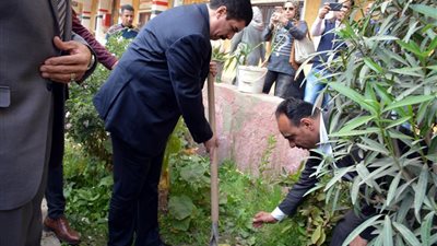 محافظ القليوبية: بدء مبادرة «ازرع شجرة مثمرة ببنها»