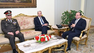 تفاصيل اجتماع الرئيس السيسي بوزير الدفاع البرتغالي