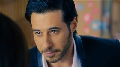 مشادة كلامية بين أحمد السعدني ومعجبة