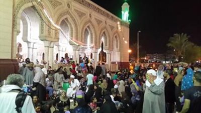 «السيد جد الاشراف» الأنشودة الأبرز لمولد أسد الرجال سيدي عبد الرحيم القنائي