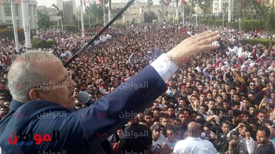 حفل حماقي بجامعة القاهرة.. الخشت يعلن عن 3 مفاجأت للطلاب والعاملين