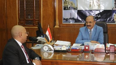 المواطن توجه الشكر لـ عميد «دار علوم القاهرة» على حسن استضافتها
