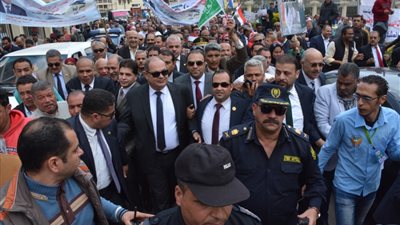 «لمستقبل أفضل أنزل وشارك» مسيرة حاشدة يترأسها محافظ الغربية