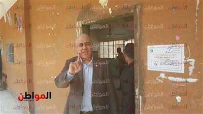رئيس شركة مترو الأنفاق يدلى بصوته في استفتاء التعديلات الدستورية