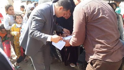 صور| فلاحو الجيزة على رأس صفوف الناخبين في التعديلات الدستورية