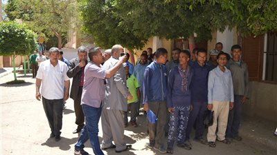 صفوف الناخبين تمتد لعشرات الامتار فى لجان سوهاج على الاستفتاء