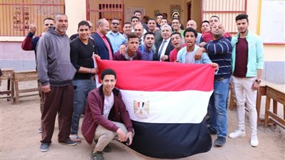 رئيس جامعة طنطا يتابع مشاركة الطلاب في استفتاء التعديلات الدستورية
