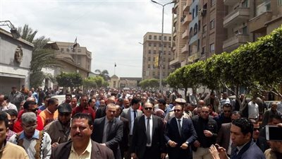 محافظ الغربية يتقدم بمسيرة حاشدة لحث المواطنين للمشاركة في الاستفتاء