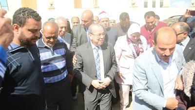 محافظ كفرالشيخ يتفقد لجنة الاستفتاء على التعديلات الدستورية ببلطيم