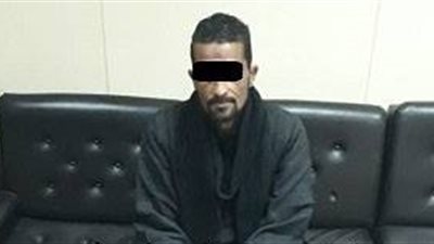 ضبط هارب من 3 قضايا بمحطة شبرا الخيمة لمترو الأنفاق