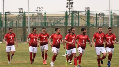 فريق الشباب بـ النادي الأهلي في مواجهة غدًا ضد المقاولون