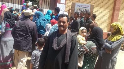 نقيب الفلاحين ببني سويف يدلى بصوتة بالتعديلات الدستورية 2019