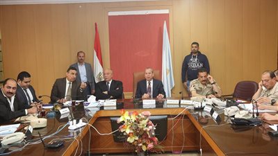 محافظ كفرالشيخ :اقبال كثيف على لجان الاستفتاء في اليوم الاخير