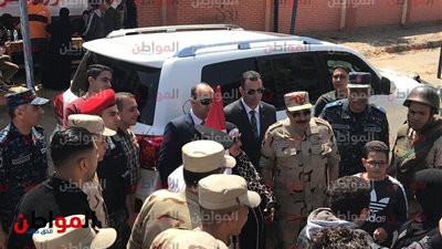 صور|قائد عمليات القوات المسلحة ببورسعيد يتفقد لجان الاستفتاء